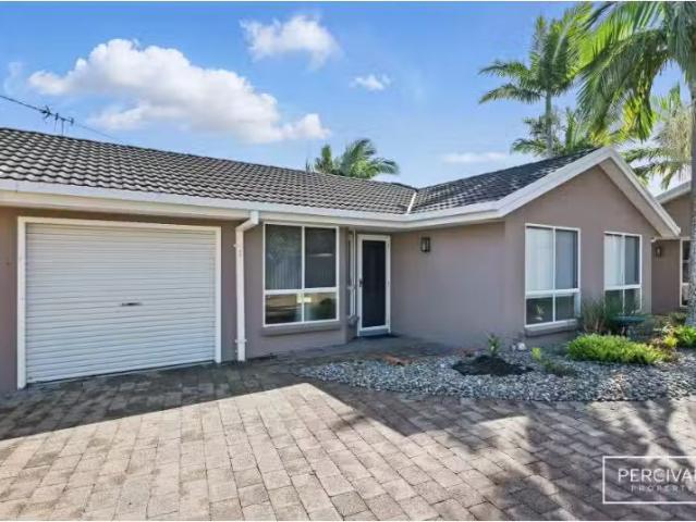New 2/46 Greenmeadows Drive, Port Macquarie Apartment for rent.