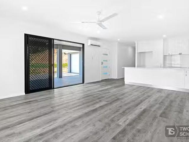 Just in! 2/47 Goessling Street, Gordonvale, QLD 4865
