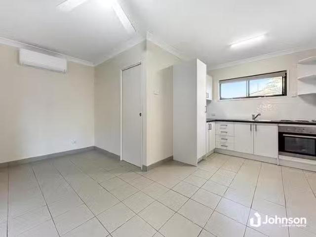 Rental! 248B Randall Road, Wynnum West, QLD 4178