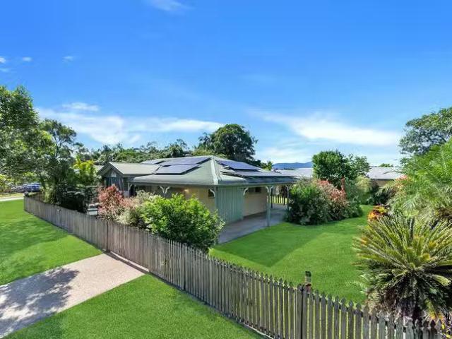 Cozy 24 Farmer Street, Edmonton, QLD 4869
