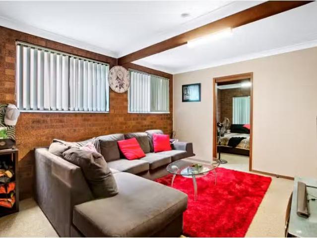 Cheap 24 Grandview Parade, Gorokan House for rent Listed by H.