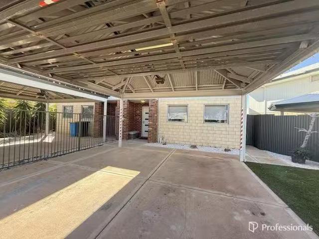 Deal! 2/4 Rule Court, Somerville, WA 6430