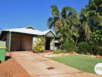 Charming 24B Smirnoff Place, Cable Beach, WA 6726