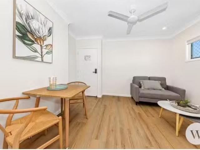 New 251 Aberdeen Parade, Boondall, QLD 4034