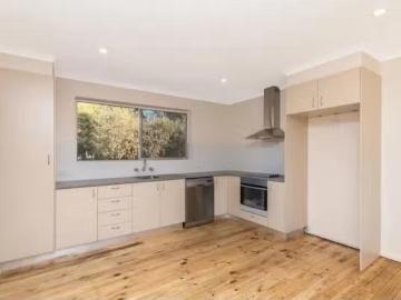 Nice 2/57 Bambridge Street, Weetangera Apartment for rent Lis.