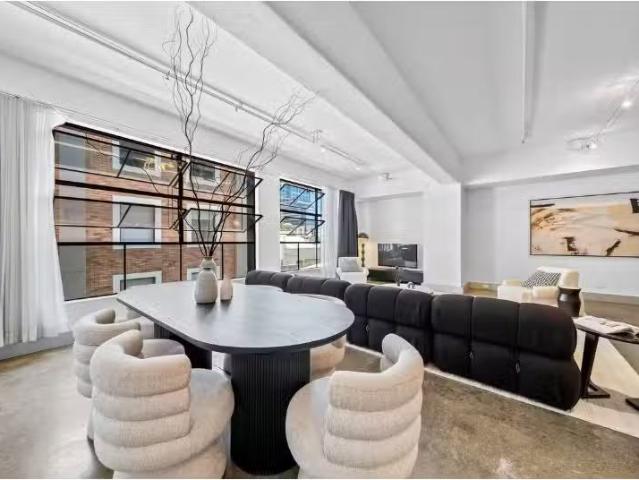 Nice 25/82 King Street, Perth Apartment for rent Listed by Pr.