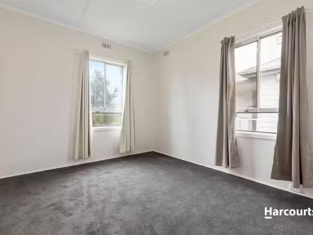 Nice 25 Tennyson Street, Norlane, VIC 3214 House for Rent