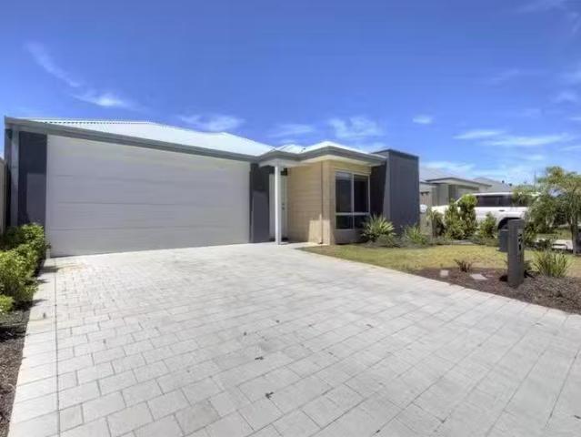 Rental! 25 Broadgate Boulevard, Yanchep, WA 6035