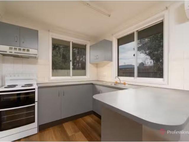 Cheap 2/5 Centennial Close, ARMIDALE Apartment for rent Liste.