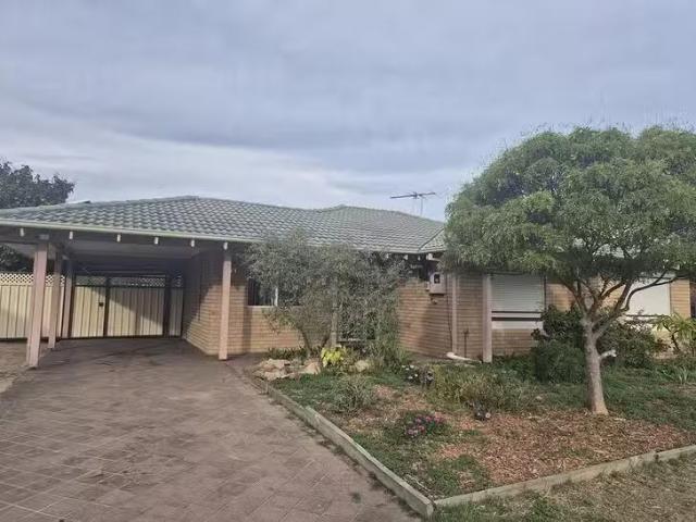Deal! 25 Johnston Avenue, West Busselton, WA 6280