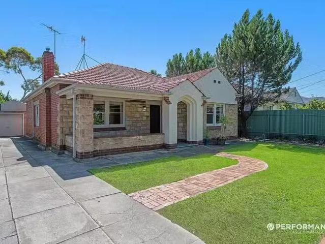 Deal! 25 Lincoln Street, Largs Bay, SA 5016
