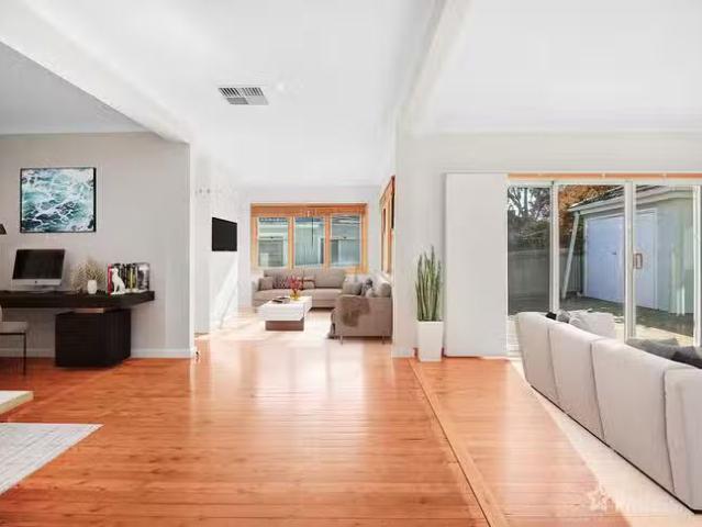 Cheap 25 Mair Street, Turvey Park, NSW 2650