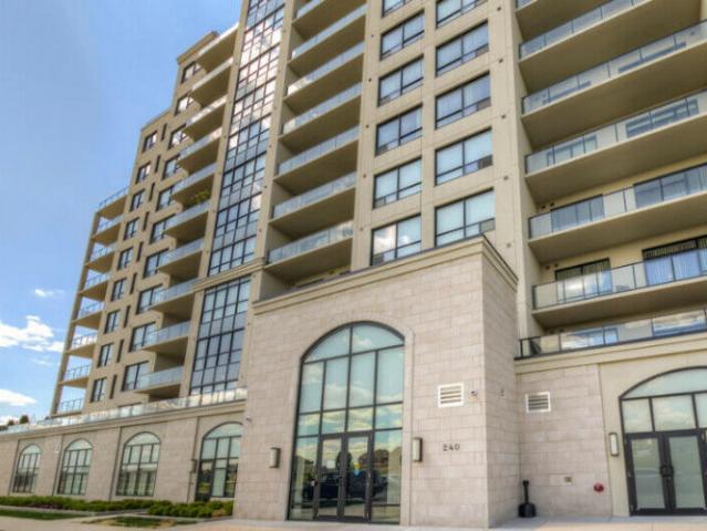 FOR RENT: 260 Villagewalk Blvd