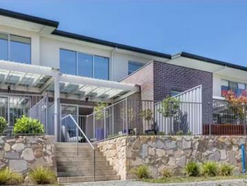 Just in! 26/10 Ellison Harvie Cl, Greenway Townhouse for rent.