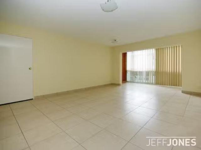 Cozy 2/671 Wynnum Road, MORNINGSIDE Apartment for rent Listed.