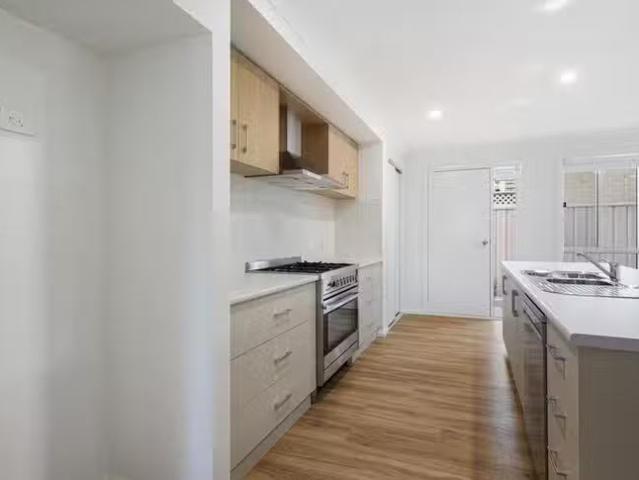 Cheap 2/680 Pemberton Street, Albury, NSW 2640