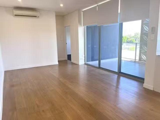 Unique 26/8 Riversdale Road, Burswood, WA 6100