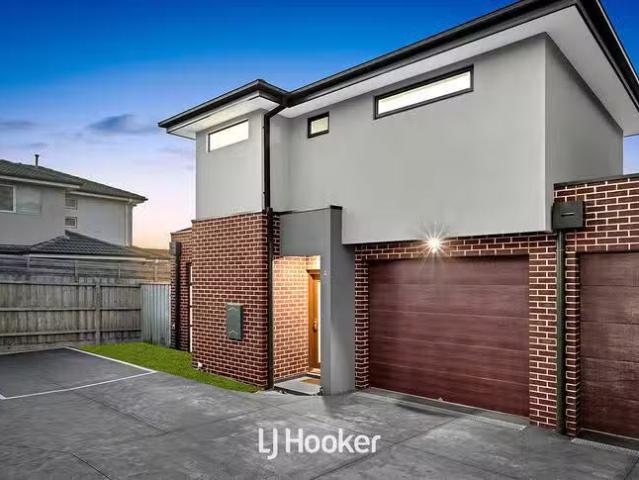 Cheap 2/69 Somerville Road, Hampton Park, VIC 3976