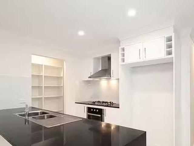 Just in! 26 Vincent Street, Bellbird Park, QLD 4300