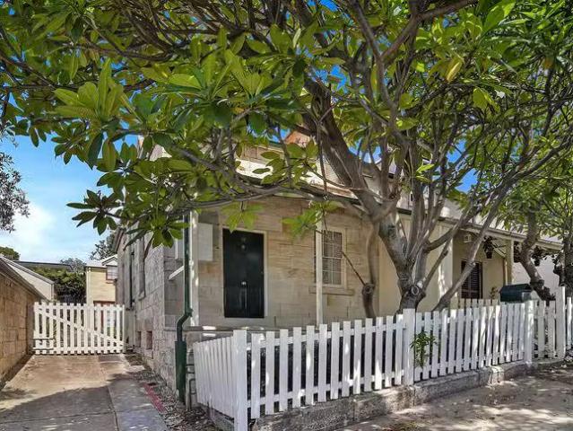 Unique 26 Darling Street, Balmain East, NSW 2041
