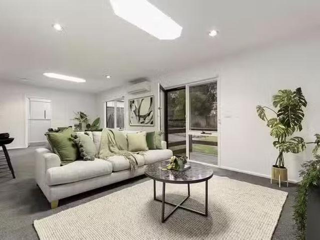 Rental! 26 Florence Avenue, Donvale, VIC 3111