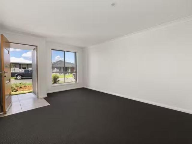 Charming 26A Gunsynd Chase, Port Macquarie Apartment for rent.