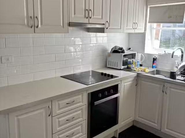 Just in! 2/73 Warwick Street, HOBART, TAS 7000 Apartment for.