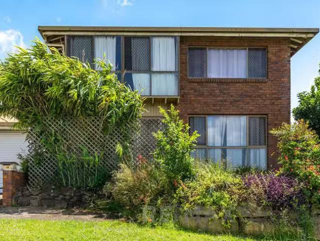 Cozy 2/78 Holberton Street, Rockville, QLD 4350