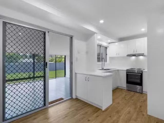 Just in! 287 Logan Street, EAGLEBY, QLD 4207 House for Rent