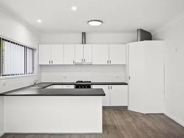 New 2/8 Adelaide Place, Shellharbour, NSW 2529