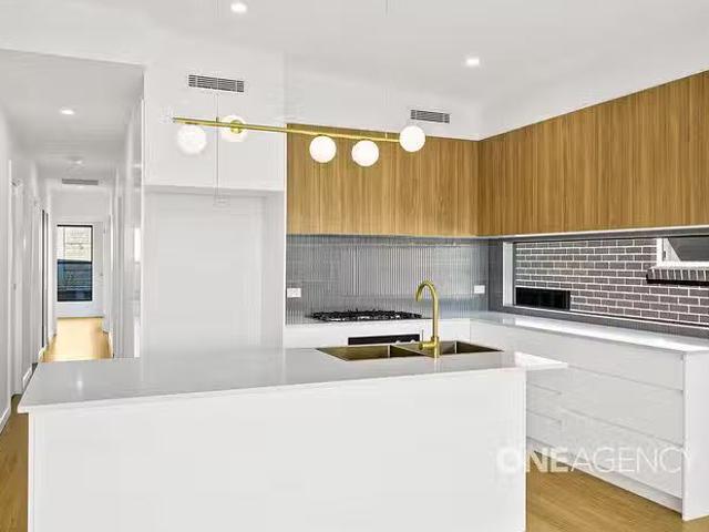Cozy 28 Araluen Terrace, Tullimbar, NSW 2527