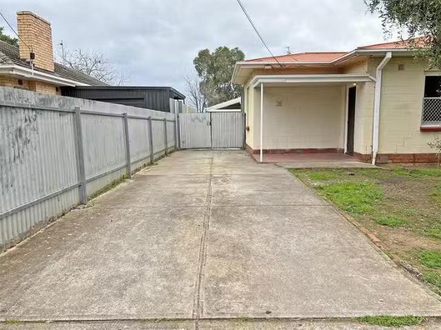 For Rent! 28 Cedar Avenue, Campbelltown, SA 5074