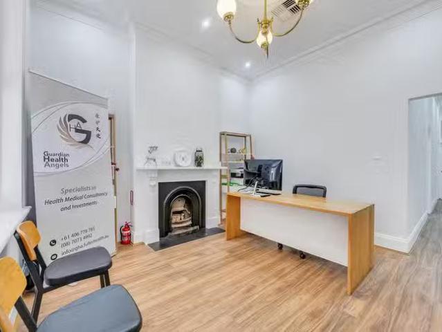 Cozy 28 North Street, Adelaide, SA 5000