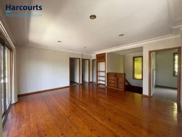 Just in! 28 Panorama Avenue, CHARMHAVEN, NSW 2263 House for.