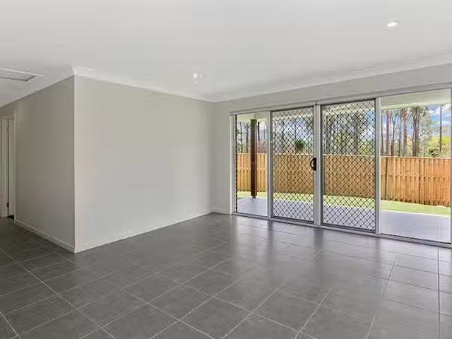 Deal! 28A Harry Street, Bellbird Park, QLD 4300