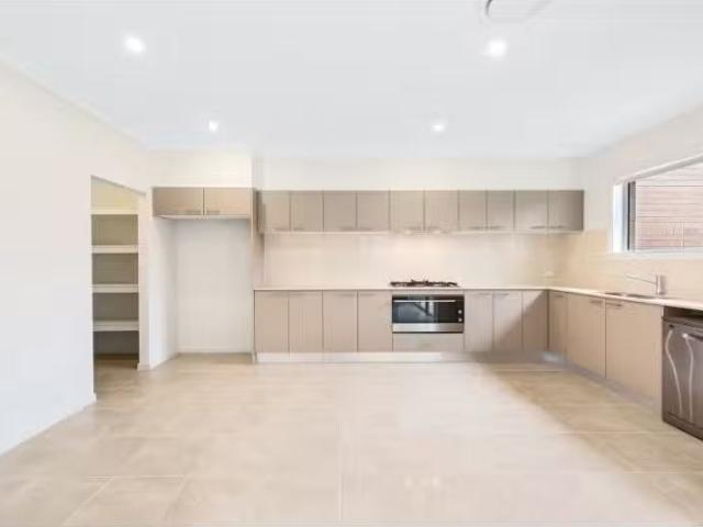 Nice 28b Peppercorn Place, Glenwood House for rent Listed by.