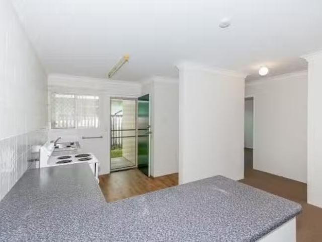 Charming 2/9 Dearness Street, Garbutt, QLD 4814