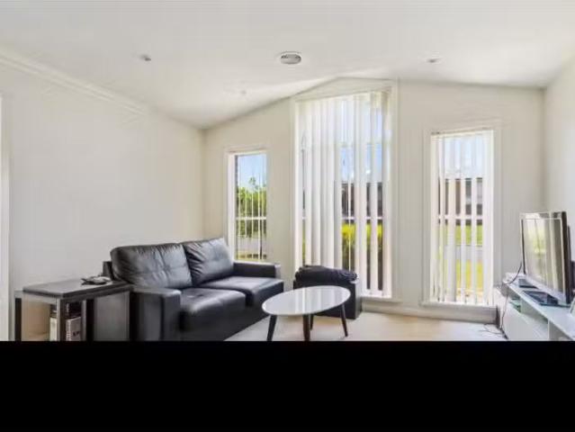 Charming 29 Holman Way, ORANGE House for rent Listed by Belle.