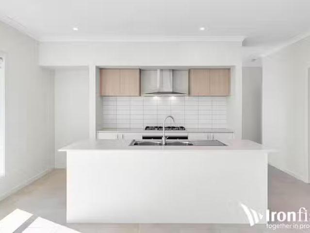 For Rent! 29 Marie Court, Crestmead, QLD 4132
