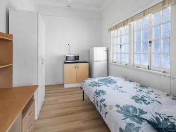 Deal! 2/9 Munro Street, Auchenflower, QLD 4066