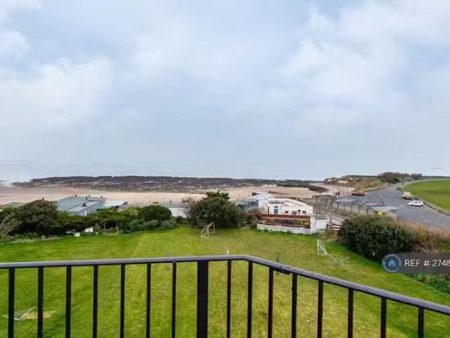 For Rent! 2 BA 2 bedroom flat for rent in Beach Rise, Westgate.