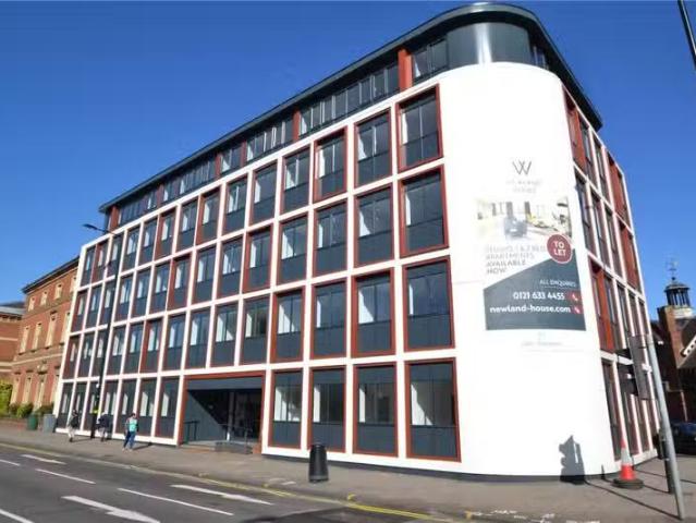 Charming 2 BA 2 bedroom flat for rent in Hagley Road, Birmingh.