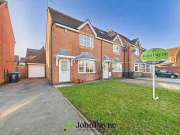 Rental! 2 BA 3 bedroom end of terrace house for rent in Church.