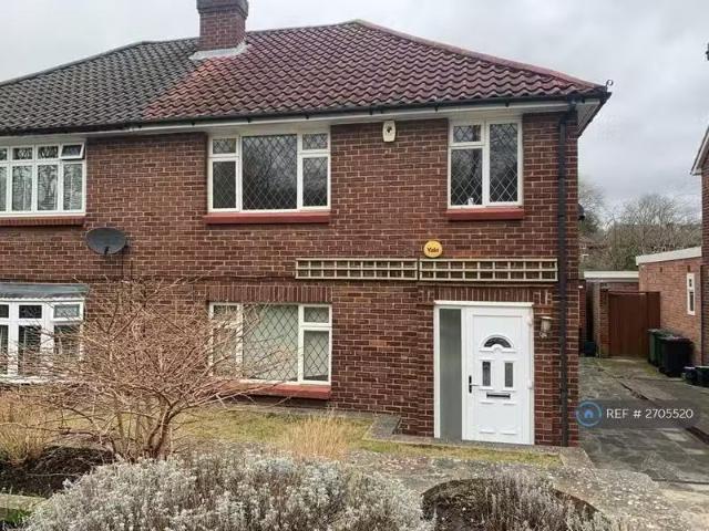 Unique 2 BA 3 bedroom semi detached house for rent in Warren R.