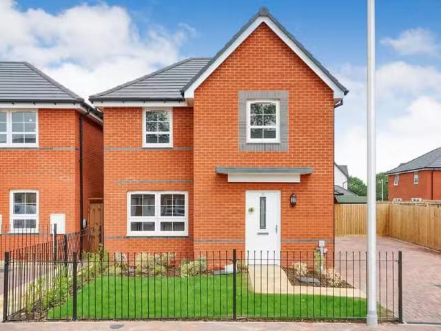 Charming 2 BA 4 bedroom detached house for rent in Campbell Dr.