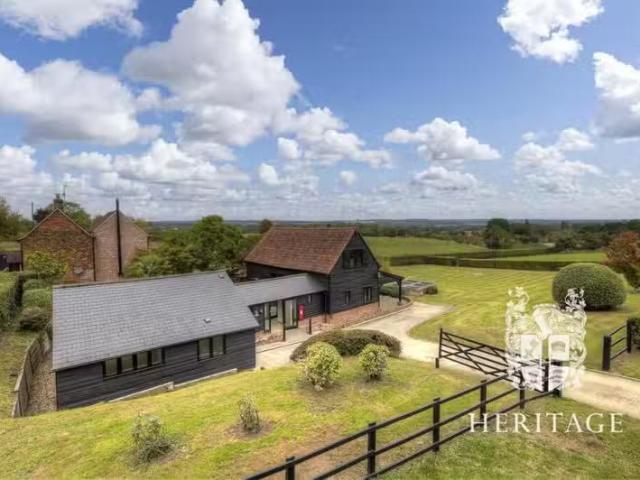New 2 BA 4 bedroom detached house for rent in Mount Bures, Bur.