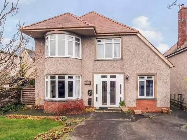 Unique 2 BA 4 bedroom detached house for rent in Suffolkhill A.