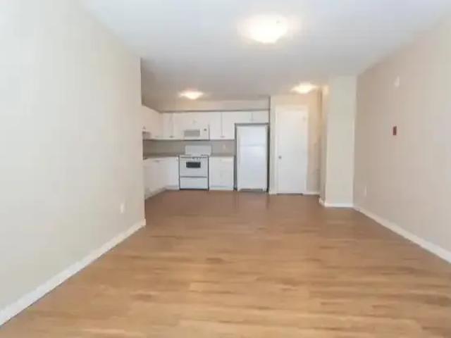 For Rent 2 Bedroom Condo Elliot Lake ON DS102846917