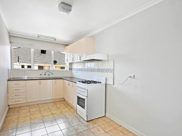 For Rent 2 Bedroom Apartment Murrumbeena VIC DS105881491