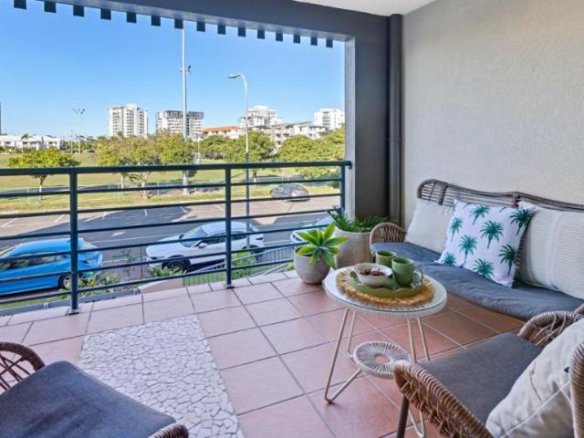 For Rent 2 Bedroom Apartment Maroochydore, QLD DS104897119